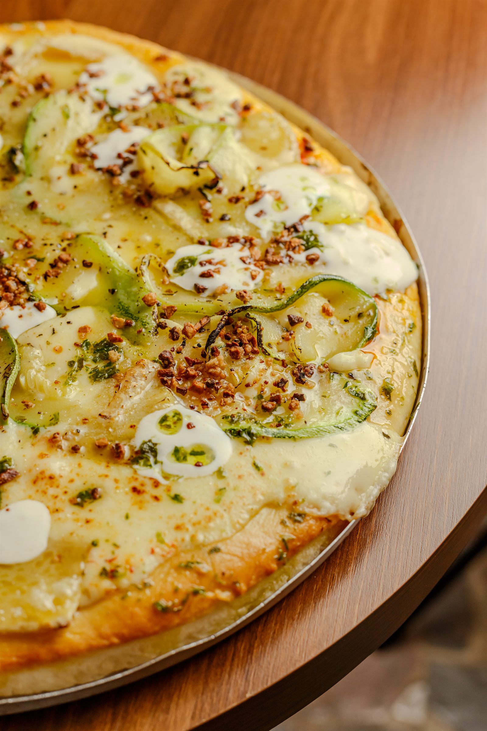 Pizza branca de abobrinha y ricota